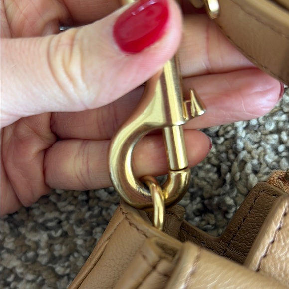 AUTHENTIC See by Chloe Tan Leather Crossbody Bag - Picture 6 of 6